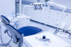 Impianti Dentali a Carico Immediato Post Estrattivo